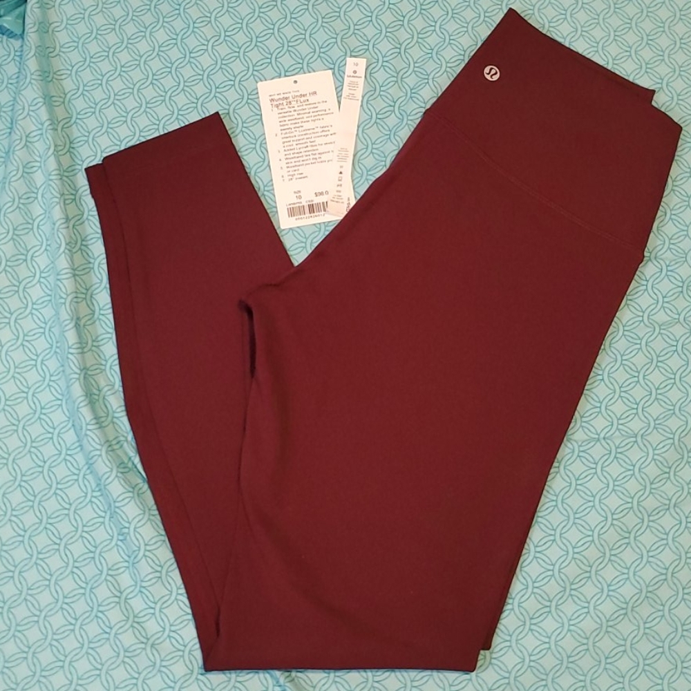 Wunder Under High-Rise Tight 28"
Full-On Luxtreme